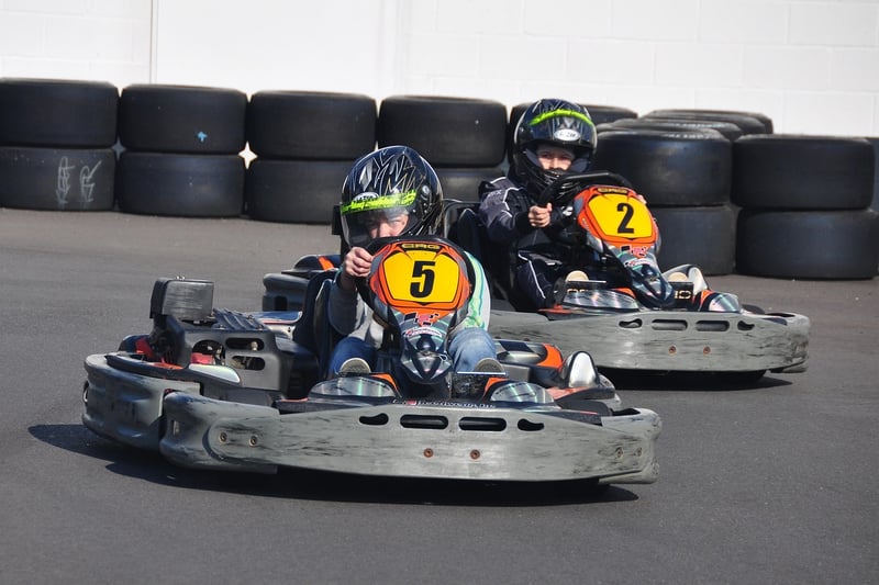 Les erreurs de trajectoire les plus fréquentes en karting sur circuit sec en 2026