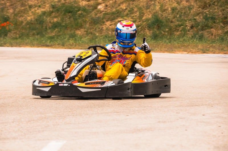 Découvrez les meilleurs circuits de karting en France à essayer en 2026